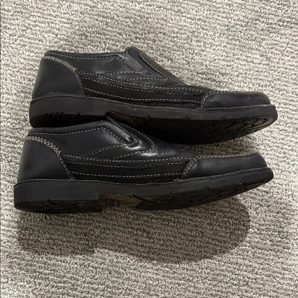 Bedstu Men's Black Leather Slip-On Shoes